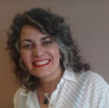Ana Paula G.